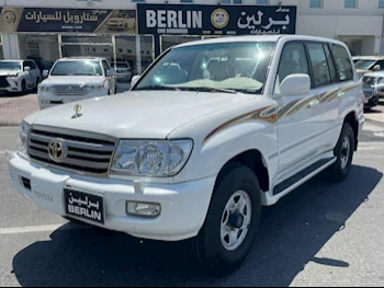 Toyota  Land Cruiser  VXR  2006  Automatic  63,000 Km  8 Cylinder  Four Wheel Drive (4WD)  SUV  White