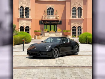 Porsche  911  Targa 4S  2022  Automatic  4,900 Km  6 Cylinder  Rear Wheel Drive (RWD)  Convertible  Black  With Warranty