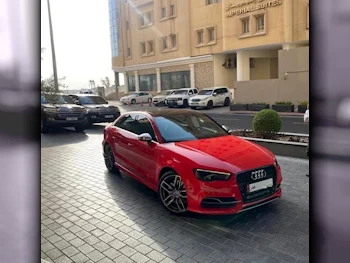 Audi  S  3  2016  Automatic  122,000 Km  4 Cylinder  All Wheel Drive (AWD)  Sedan  Red