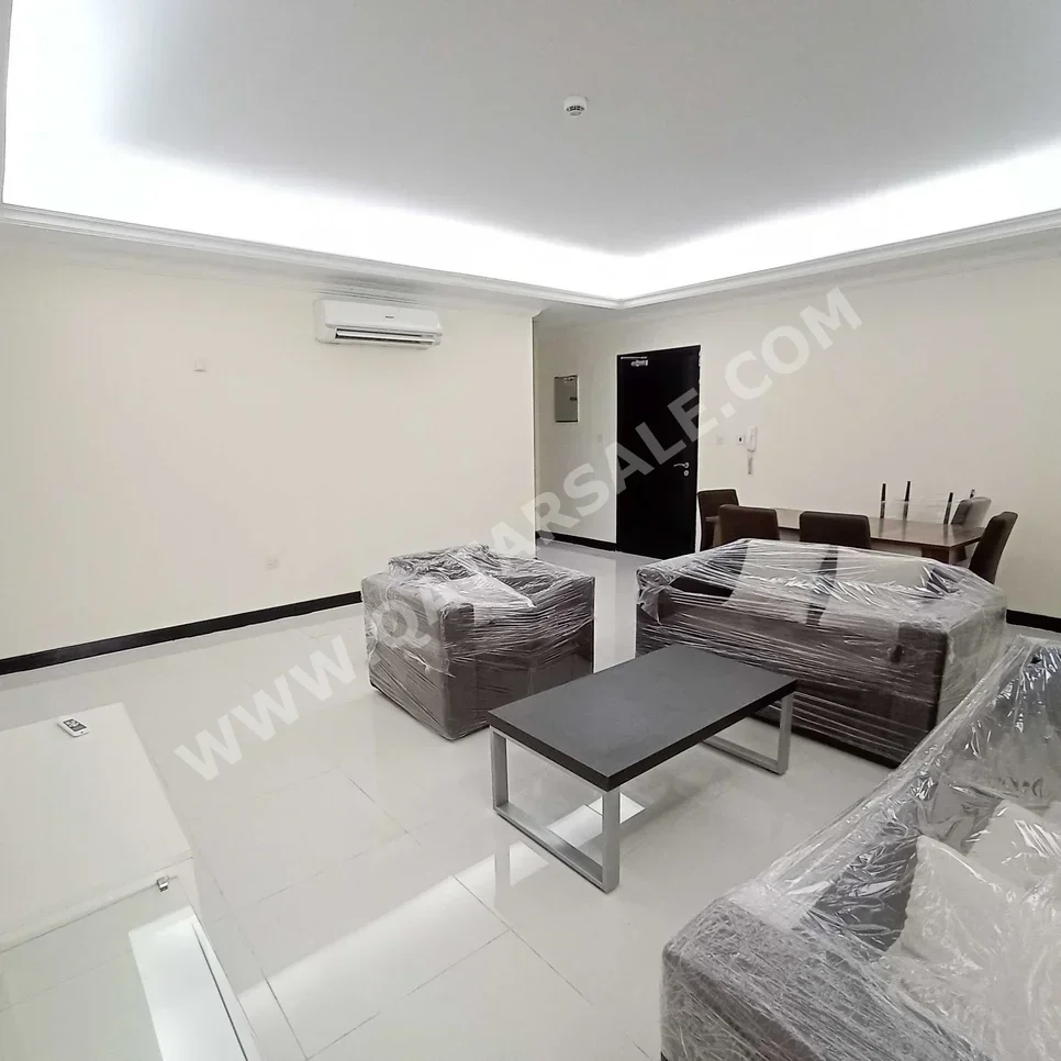 3 Bedrooms  Apartment  For Rent  in Doha -  Fereej Al Nasr  Fully Furnished