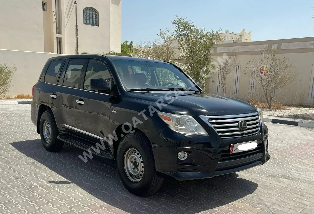 Lexus  LX