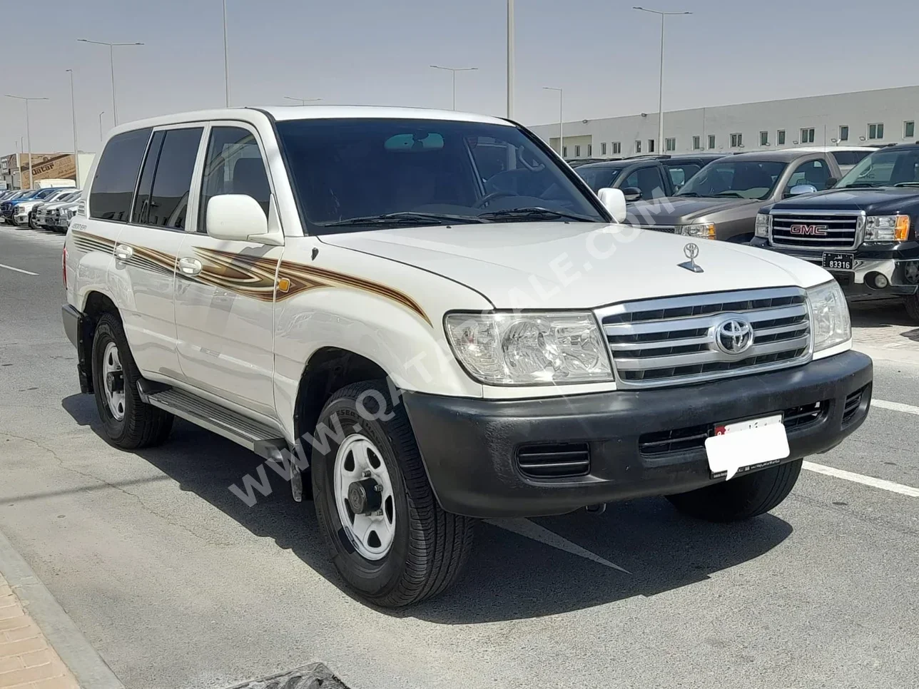 Toyota  Land Cruiser  GX  2007  Automatic  316,000 Km  6 Cylinder  Four Wheel Drive (4WD)  SUV  White