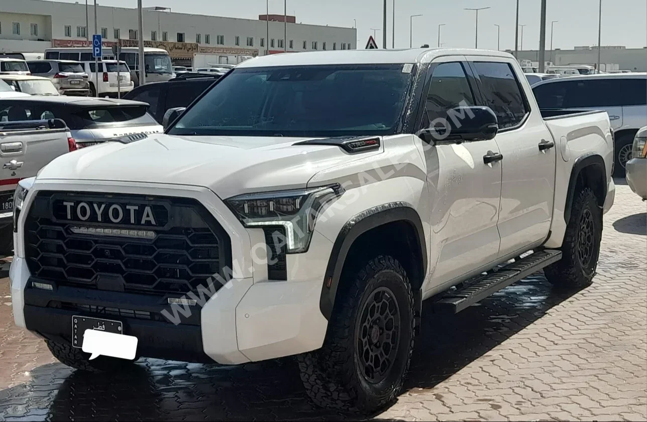 Toyota  Tundra  TRD  2023  Automatic  19,000 Km  8 Cylinder  Four Wheel Drive (4WD)  Pick Up  White  With Warranty