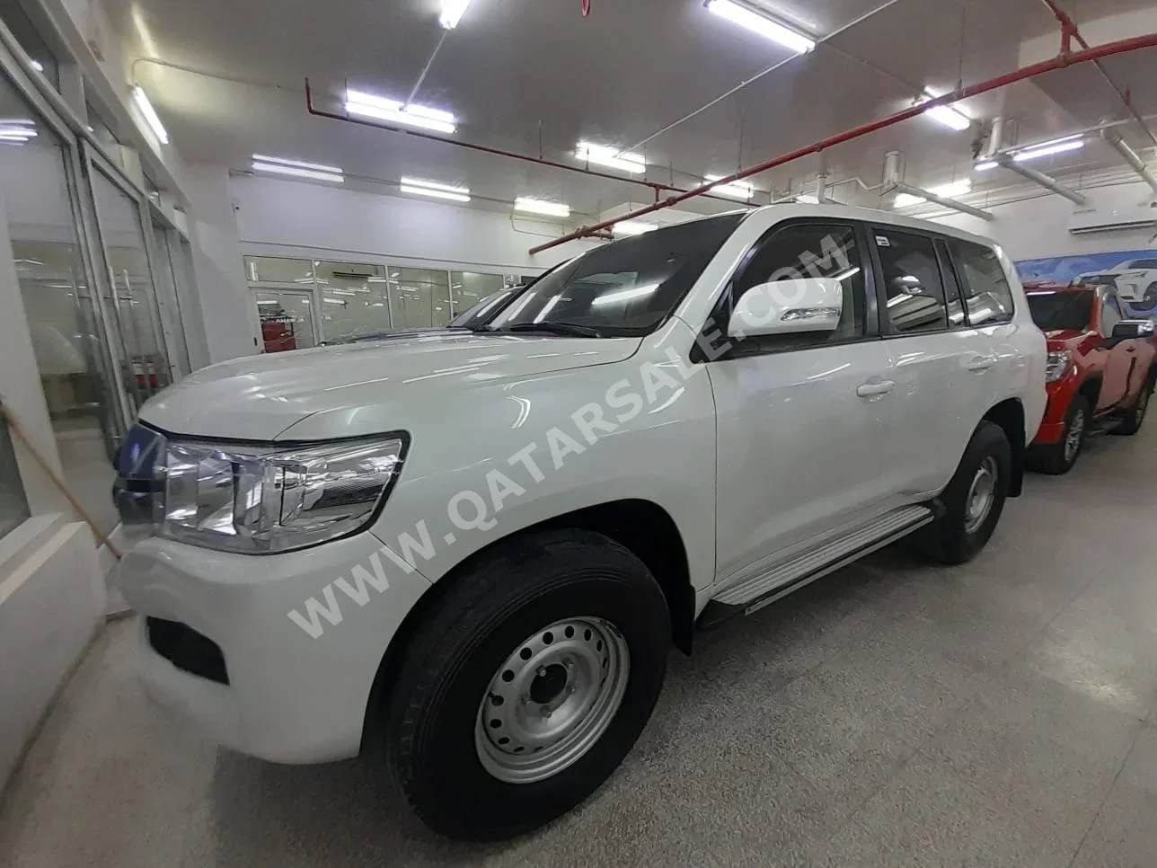 Toyota  Land Cruiser  GX  2018  Automatic  146,000 Km  6 Cylinder  Four Wheel Drive (4WD)  SUV  White