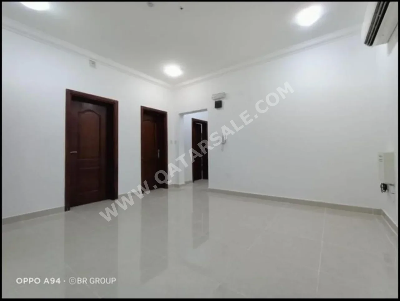 2 Bedrooms  Apartment  in Doha -  Fereej Bin Omran  Not Furnished