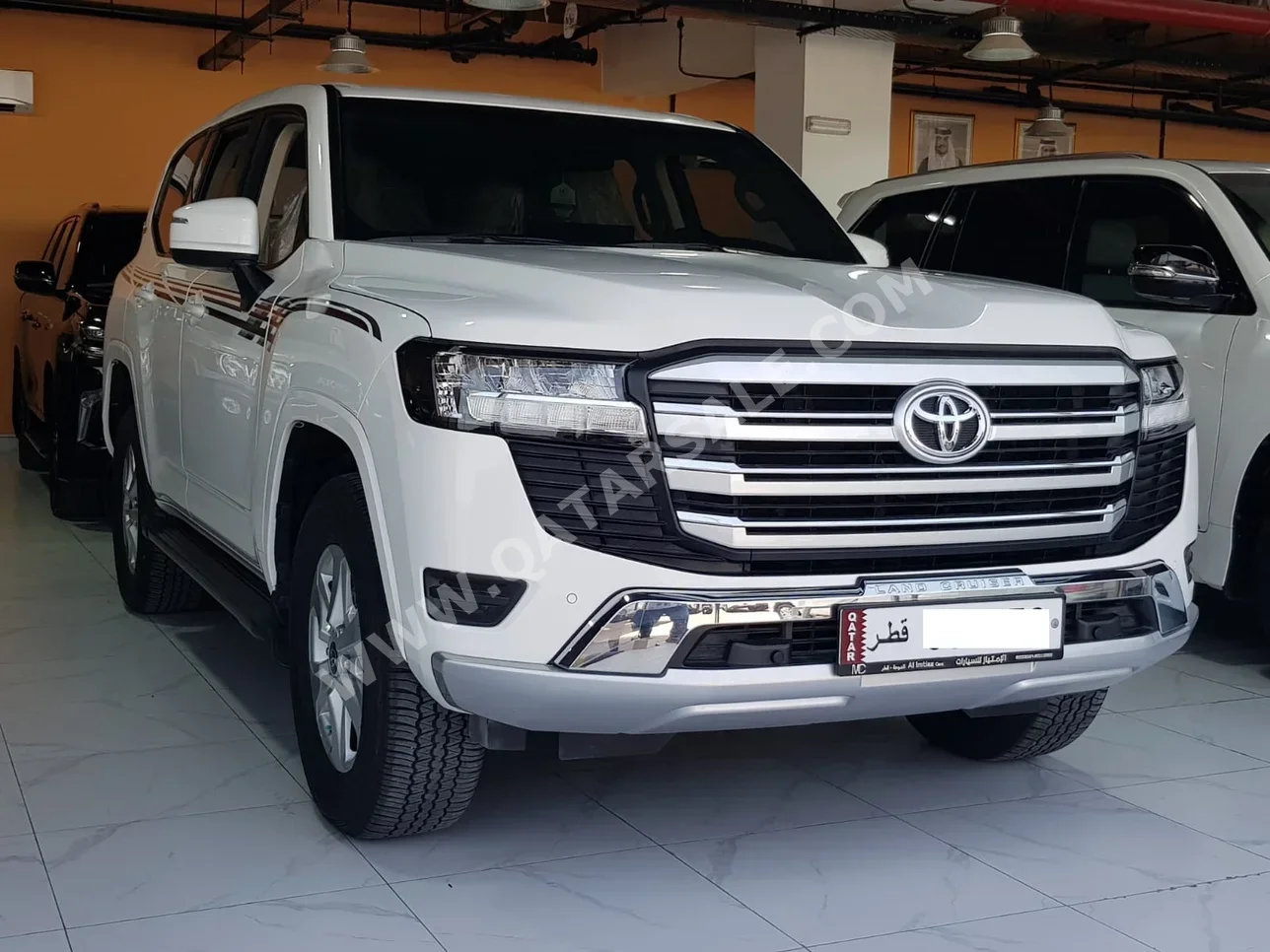 Toyota  Land Cruiser  GXR  2022  Automatic  100,000 Km  6 Cylinder  Four Wheel Drive (4WD)  SUV  White