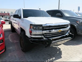 Chevrolet  Silverado  LTZ  2018  Automatic  190,000 Km  8 Cylinder  Four Wheel Drive (4WD)  Pick Up  White