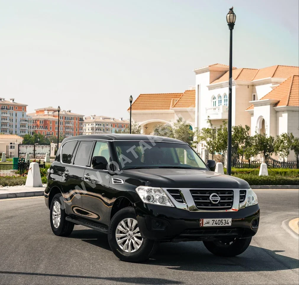 Nissan  Patrol  2017  Manual  88,000 Km  6 Cylinder  Four Wheel Drive (4WD)  SUV  Black