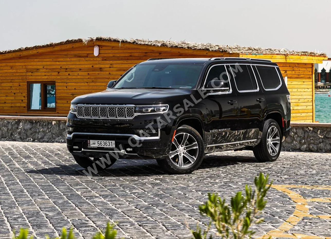 Jeep  Wagoneer  2023  Automatic  5,000 Km  8 Cylinder  All Wheel Drive (AWD)  SUV  Black  With Warranty