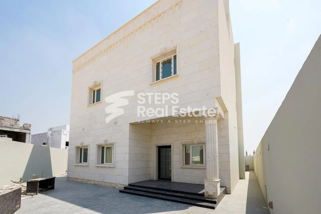 Family Residential  - Not Furnished  - Al Rayyan  - Ain Khaled  - 8 Bedrooms