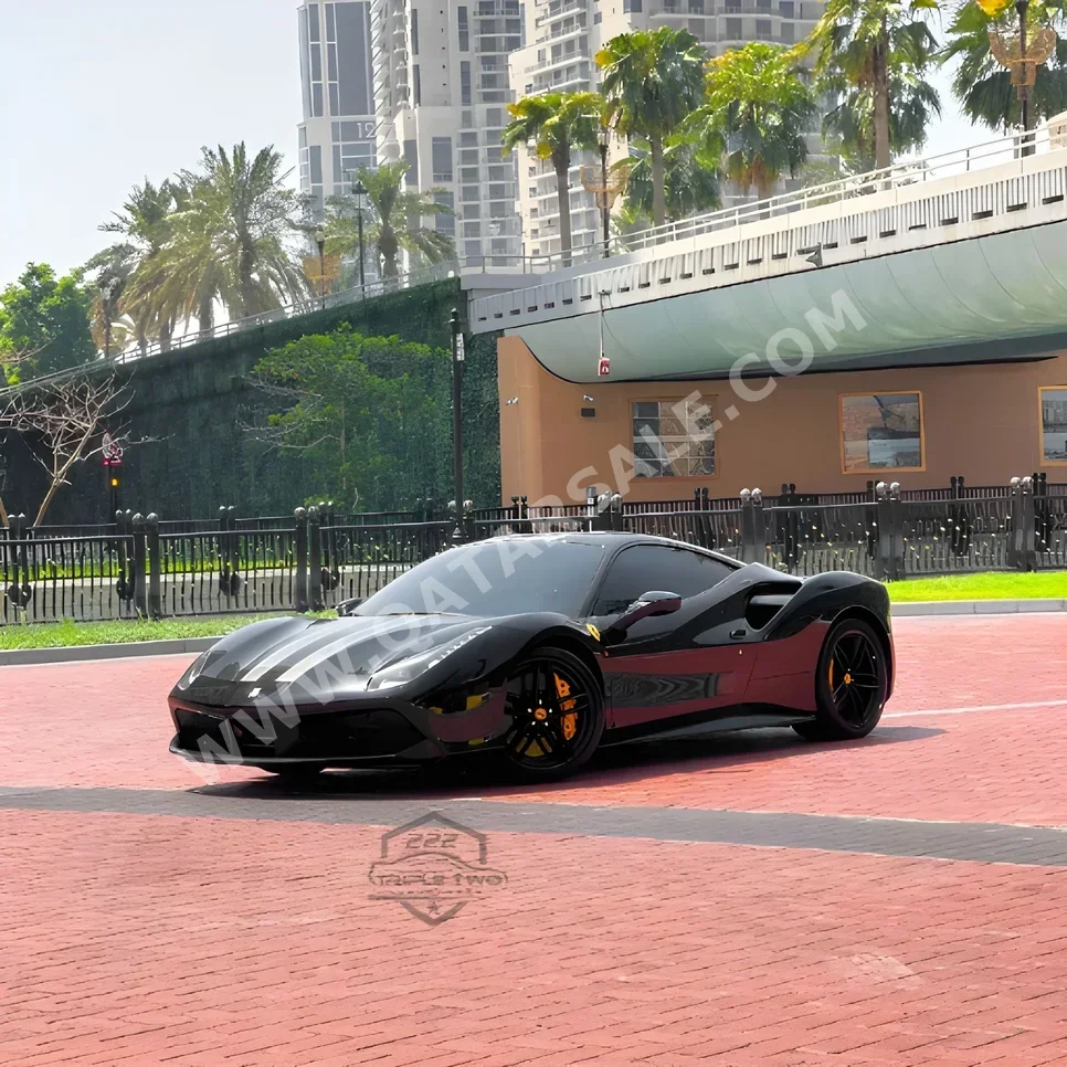 فيراري  488  جي تي بي  2017  اوتوماتيك  11,750 كم  8 سلندر  دفع خلفي  كوبيه \ سبورت  أسود