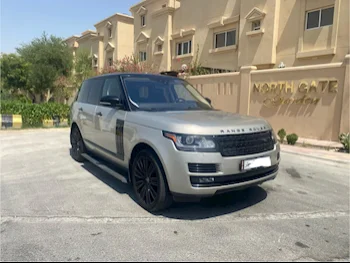 Land Rover  Range Rover  Vogue Super charged  2017  Automatic  125,000 Km  8 Cylinder  Four Wheel Drive (4WD)  SUV  Silver