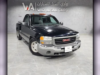 GMC  Sierra  1500  2006  Manual  161,000 Km  8 Cylinder  Four Wheel Drive (4WD)  Pick Up  Black