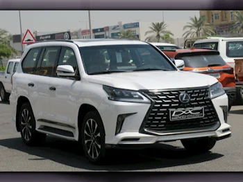 Lexus  LX  570 S Black Edition  2021  Automatic  212,000 Km  8 Cylinder  Four Wheel Drive (4WD)  SUV  White