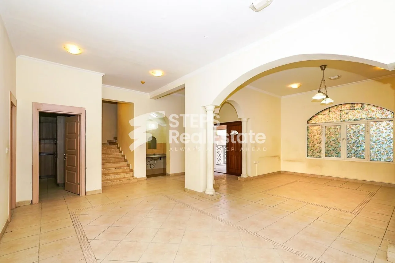 Family Residential  - Not Furnished  - Al Rayyan  - Muraikh  - 3 Bedrooms