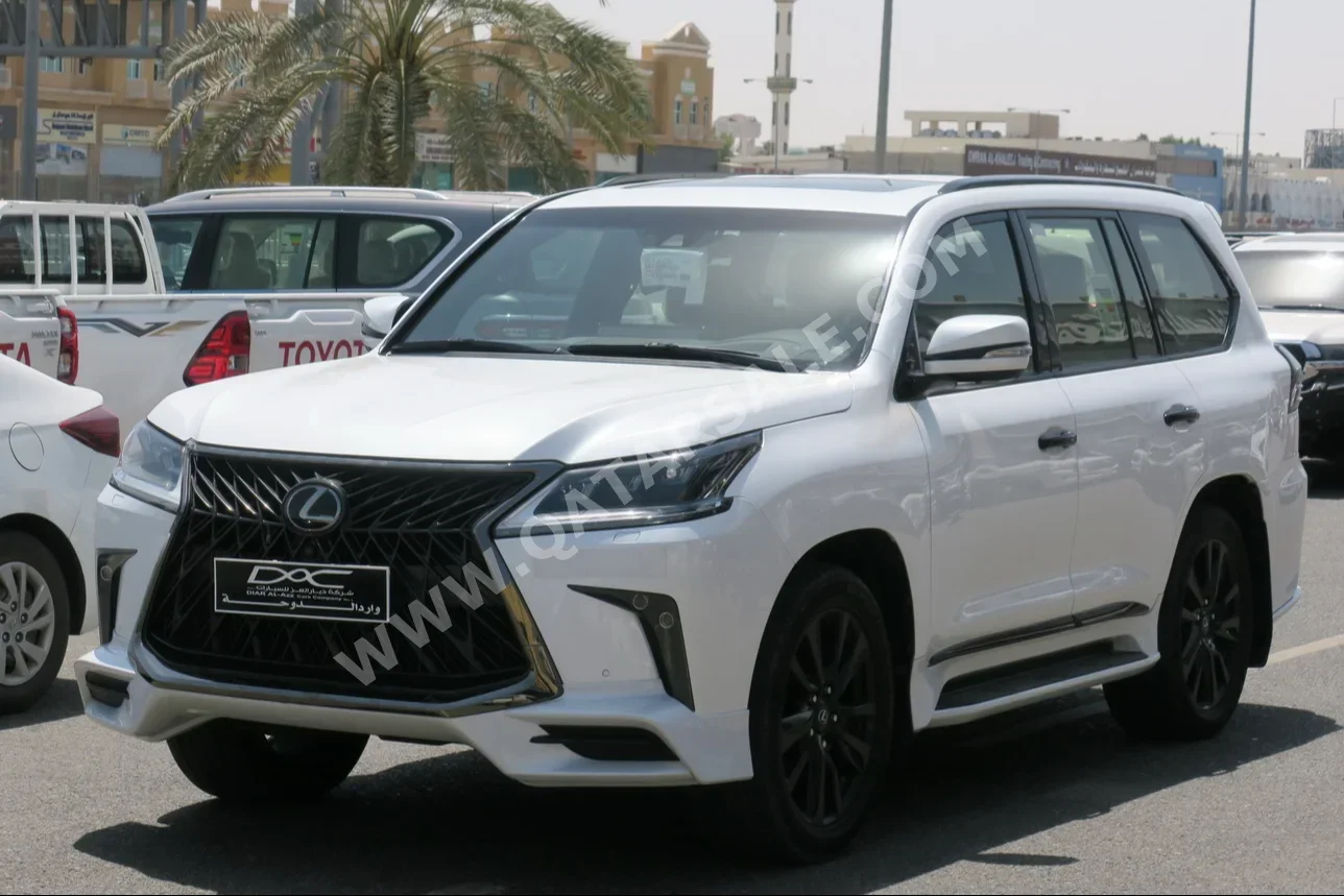 Lexus  LX  570 S Black Edition  2019  Automatic  183,000 Km  8 Cylinder  Four Wheel Drive (4WD)  SUV  White