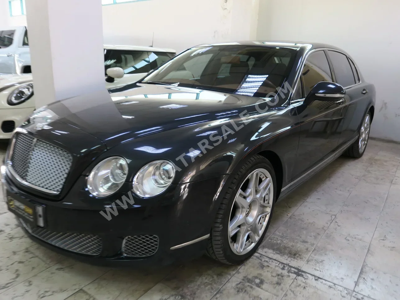 Bentley  Continental  Flying Spur  2010  Automatic  41,000 Km  12 Cylinder  Rear Wheel Drive (RWD)  Sedan  Black