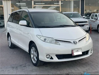 Toyota  Previa  2014  Automatic  200,000 Km  4 Cylinder  Front Wheel Drive (FWD)  Van / Bus  White