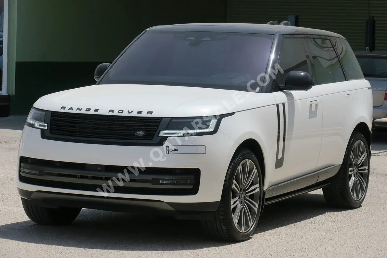 Land Rover  Range Rover  Vogue HSE  2023  Automatic  35,900 Km  8 Cylinder  Four Wheel Drive (4WD)  SUV  White  With Warranty