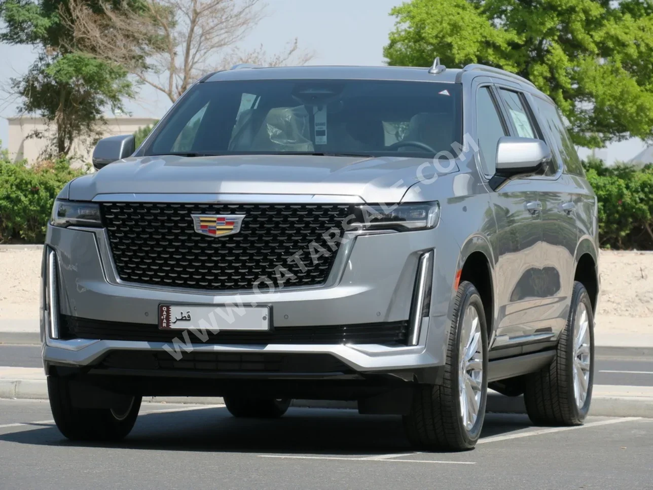 Cadillac  Escalade  Premium  2024  Automatic  0 Km  8 Cylinder  Four Wheel Drive (4WD)  SUV  Silver  With Warranty