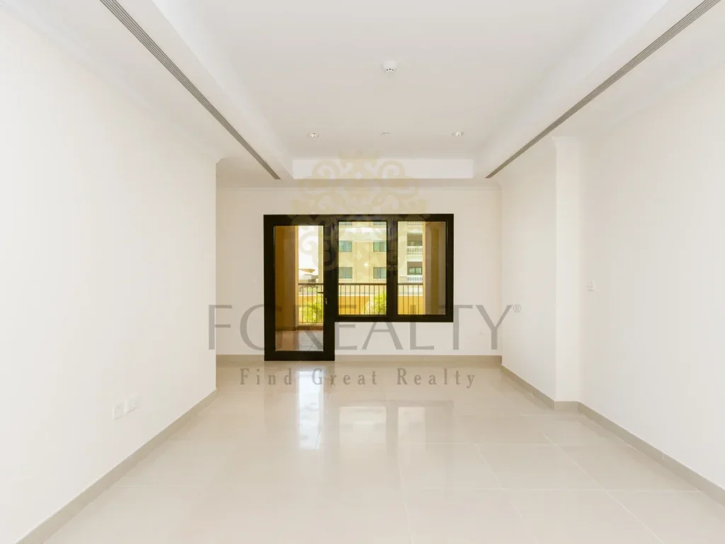 1 Bedrooms  Apartment  For Rent  in Doha -  The Pearl  Not Furnished