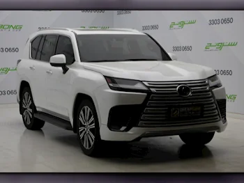 Lexus  LX  600 Luxury  2022  Automatic  27٬000 Km  6 Cylinder  Four Wheel Drive (4WD)  SUV  White  With Warranty