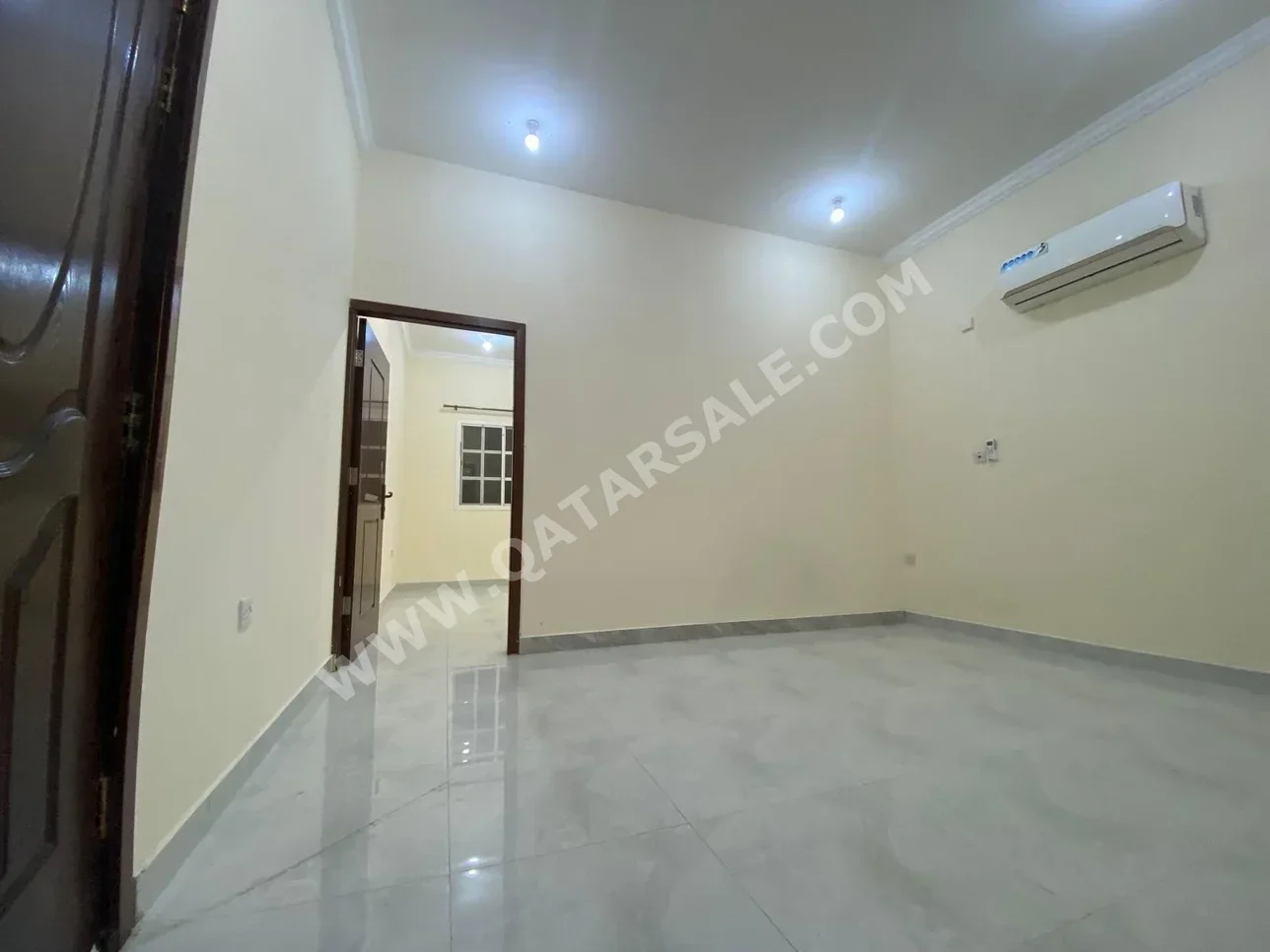 1 Bedrooms  Apartment  in Al Wakrah -  Al Wakrah  Not Furnished