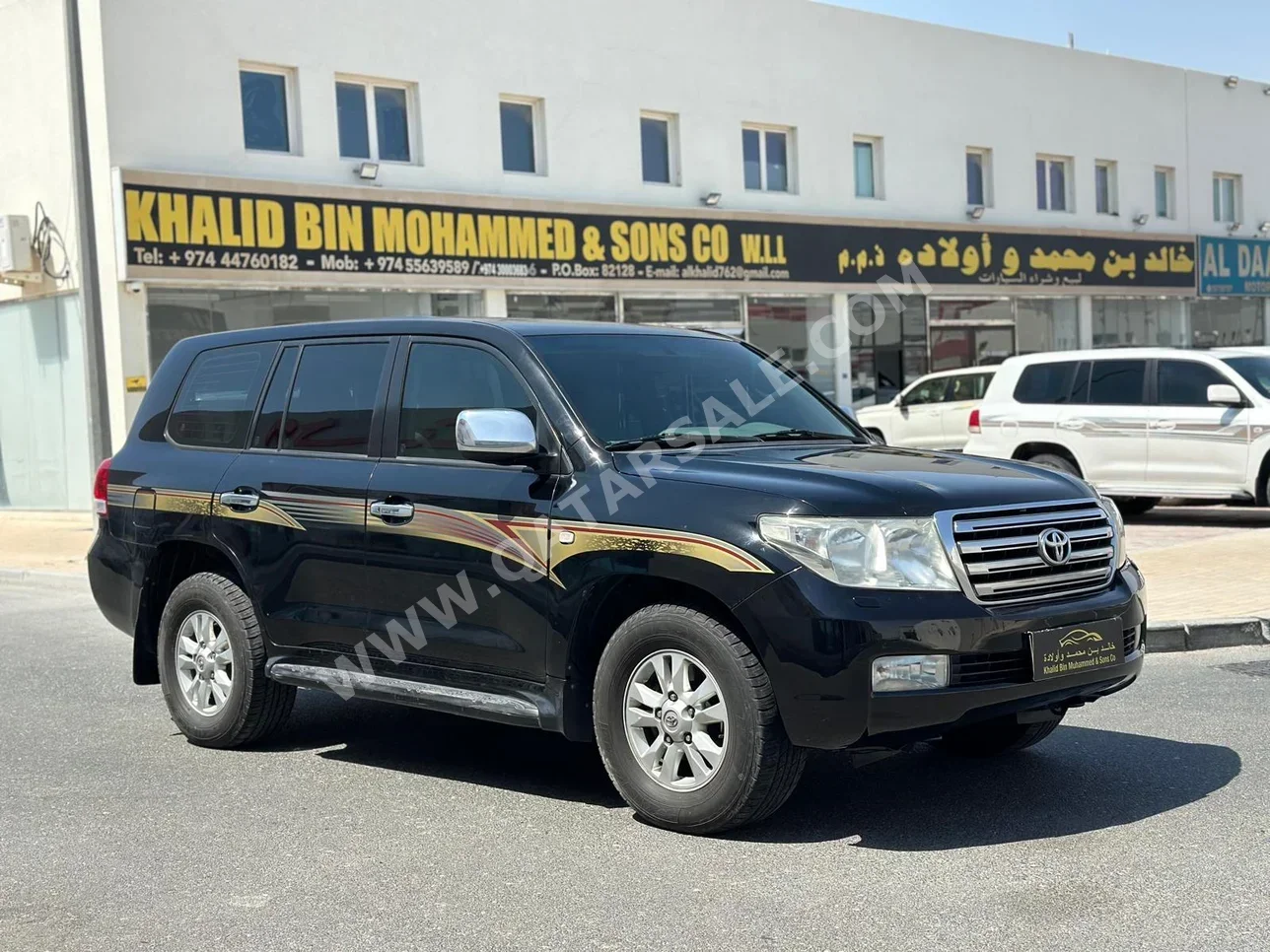 Toyota  Land Cruiser  GXR  2010  Automatic  412,000 Km  8 Cylinder  Four Wheel Drive (4WD)  SUV  Black