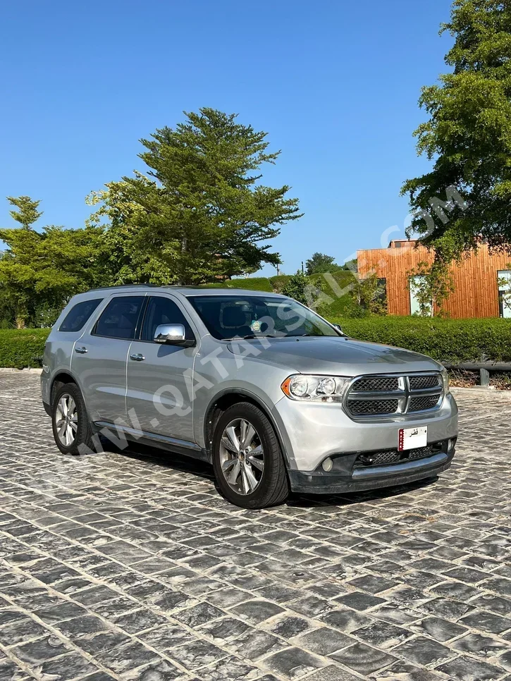 Dodge  Durango  2012  Automatic  258,000 Km  6 Cylinder  All Wheel Drive (AWD)  SUV  Silver