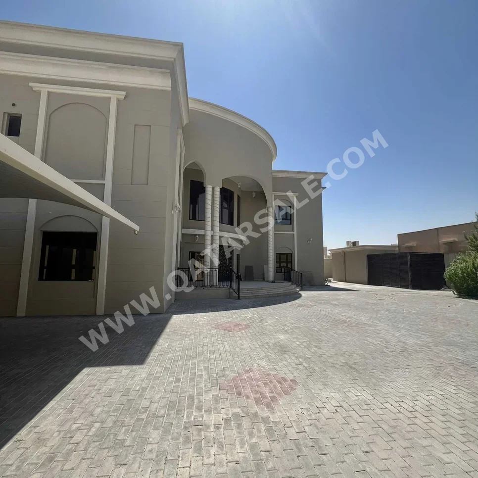 Family Residential  - Not Furnished  - Al Daayen  - Rawdat Al Hamama  - 8 Bedrooms