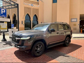 Toyota  Land Cruiser  GR Sport Twin Turbo  2023  Automatic  44,000 Km  6 Cylinder  Four Wheel Drive (4WD)  SUV  Gray  With Warranty