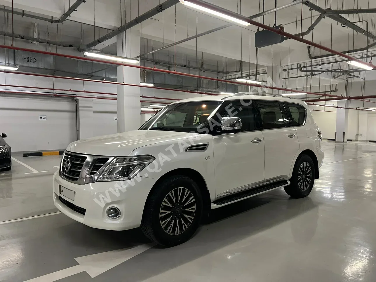 Nissan  Patrol  Platinum  2014  Automatic  83,000 Km  8 Cylinder  Four Wheel Drive (4WD)  SUV  White