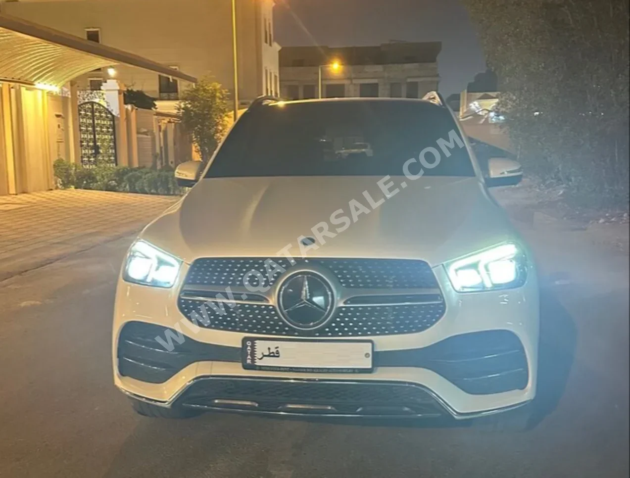 Mercedes-Benz  GLE  450  2020  Automatic  52,000 Km  6 Cylinder  All Wheel Drive (AWD)  SUV  White