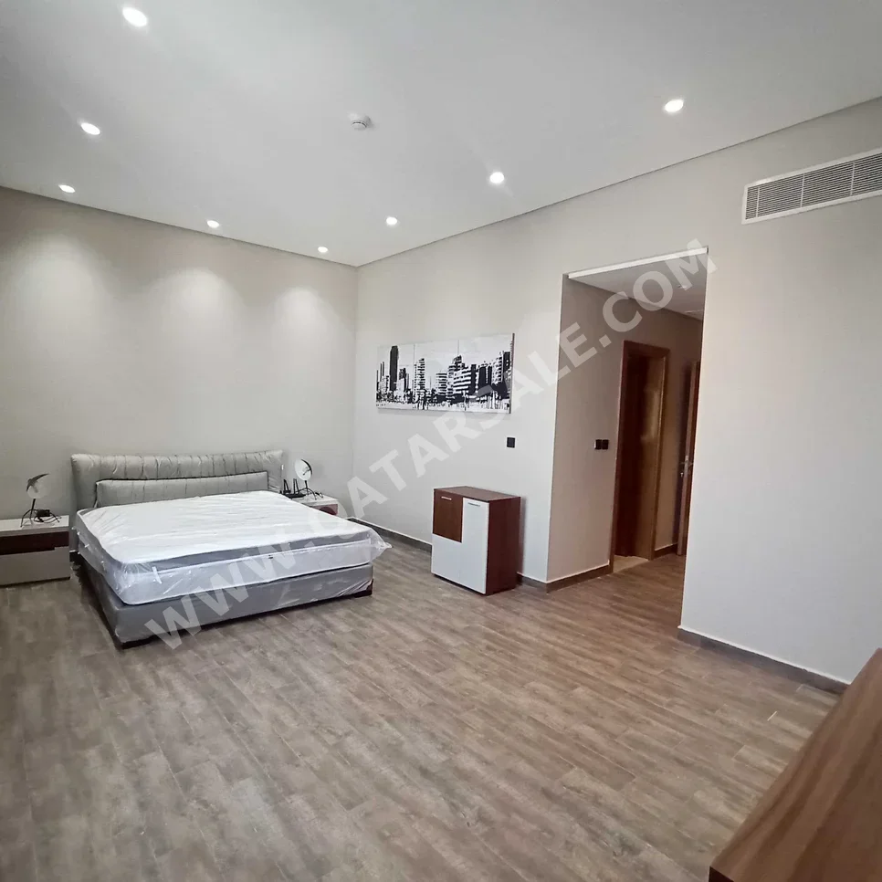 1 Bedrooms  Apartment  For Rent  in Doha -  Fereej Al Nasr  Fully Furnished