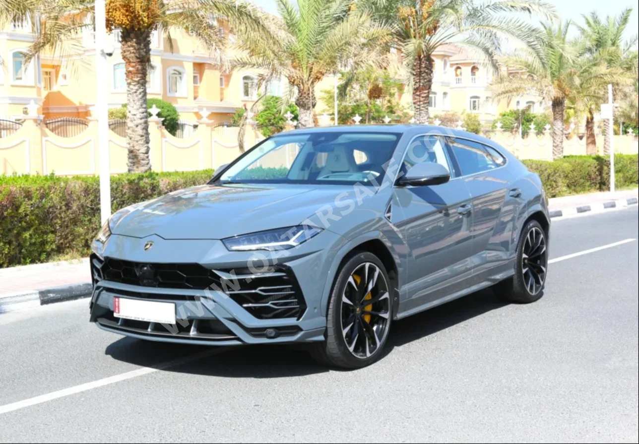 Lamborghini  URUS  8 Cylinder  SUV ( AWD )  Grey  2022