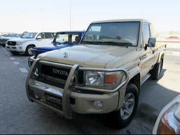 Toyota  Land Cruiser  LX  2021  Manual  130,000 Km  6 Cylinder  Four Wheel Drive (4WD)  Pick Up  Beige