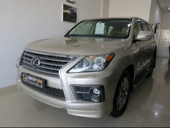 Lexus  LX  570 S  2015  Automatic  173,000 Km  8 Cylinder  Four Wheel Drive (4WD)  SUV  Gold