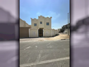 Family Residential  - Semi Furnished  - Umm Salal  - Umm Ebairiya  - 7 Bedrooms