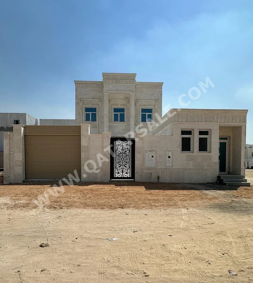 Family Residential  - Not Furnished  - Al Daayen  - Umm Qarn  - 7 Bedrooms