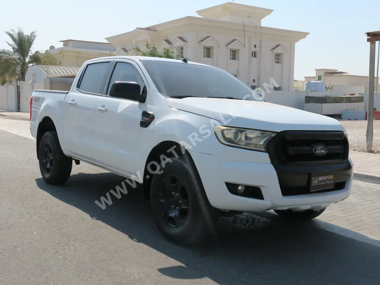 Ford  Ranger  XLT  2016  Manual  85,000 Km  4 Cylinder  Four Wheel Drive (4WD)  Pick Up  White