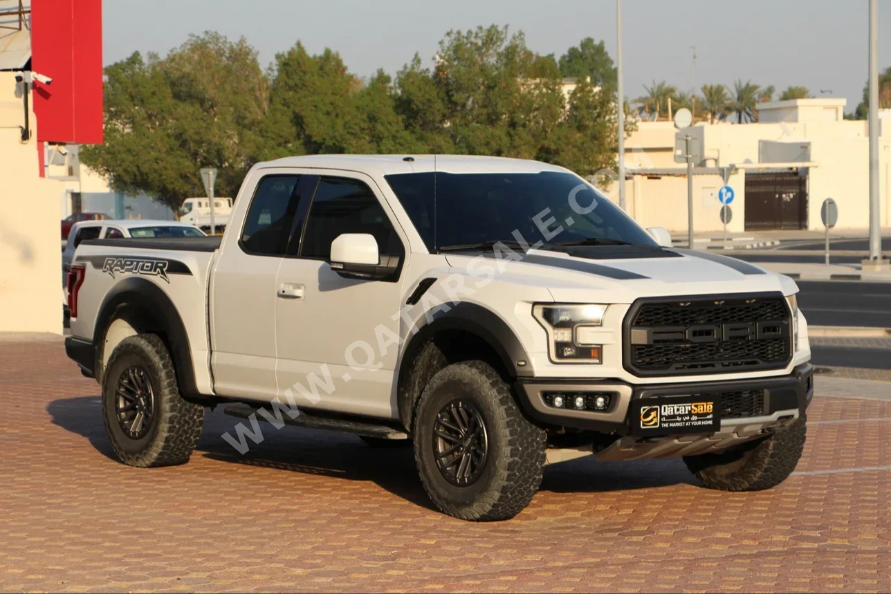 Ford  Raptor  2020  Automatic  106,000 Km  6 Cylinder  Four Wheel Drive (4WD)  Pick Up  White  With Warranty