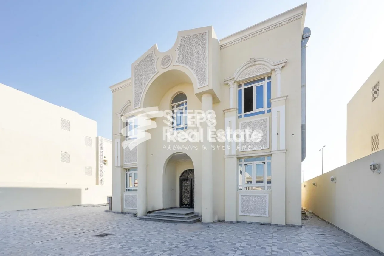 Family Residential  - Not Furnished  - Al Daayen  - Al Khisah  - 6 Bedrooms