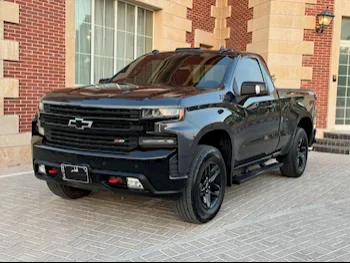 Chevrolet  Silverado  LT  2019  Automatic  111,000 Km  8 Cylinder  Four Wheel Drive (4WD)  Pick Up  Black