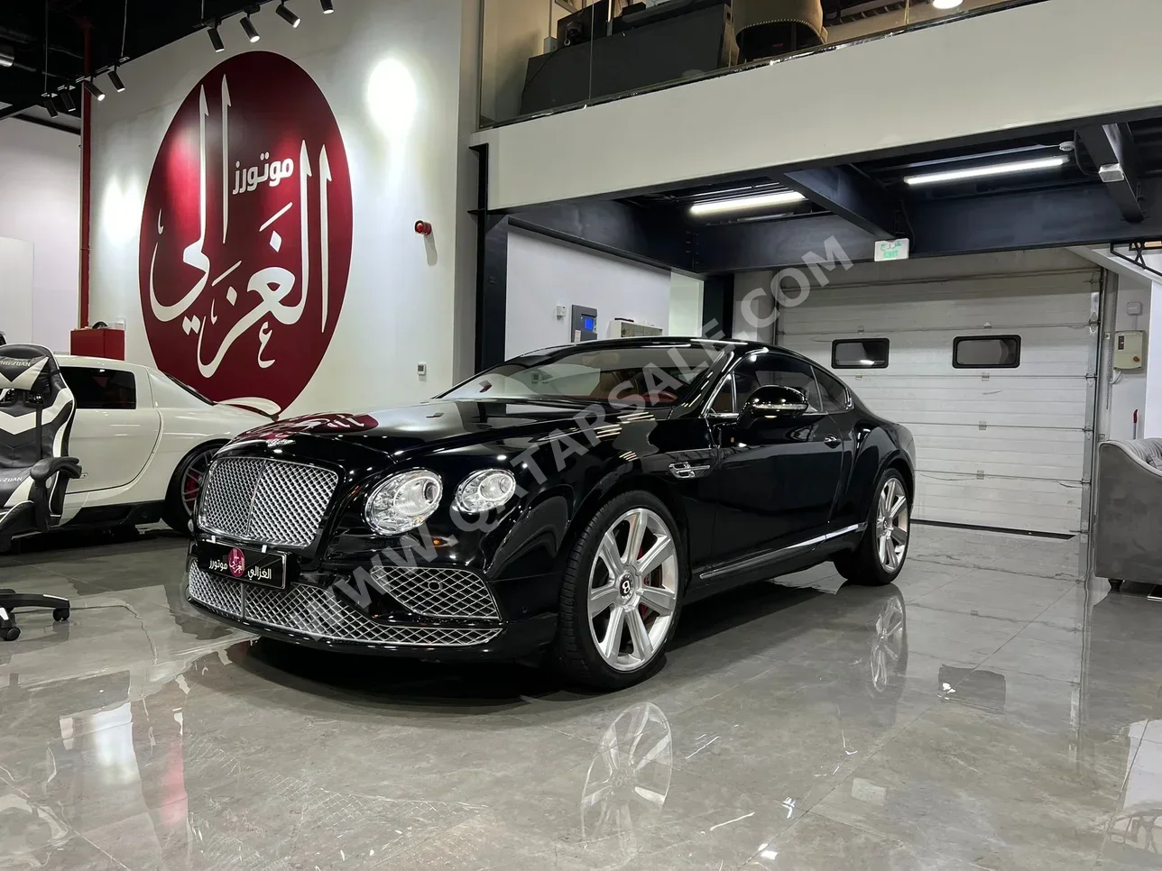 Bentley  GT  2016  Automatic  72,000 Km  8 Cylinder  All Wheel Drive (AWD)  Sedan  Black