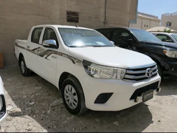 Toyota  Hilux  2020  Manual  128,000 Km  4 Cylinder  Rear Wheel Drive (RWD)  Pick Up  White