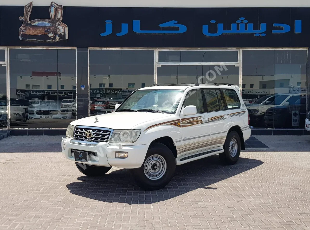 Toyota  Land Cruiser  GXR  2007  Automatic  580,000 Km  6 Cylinder  Four Wheel Drive (4WD)  SUV  White