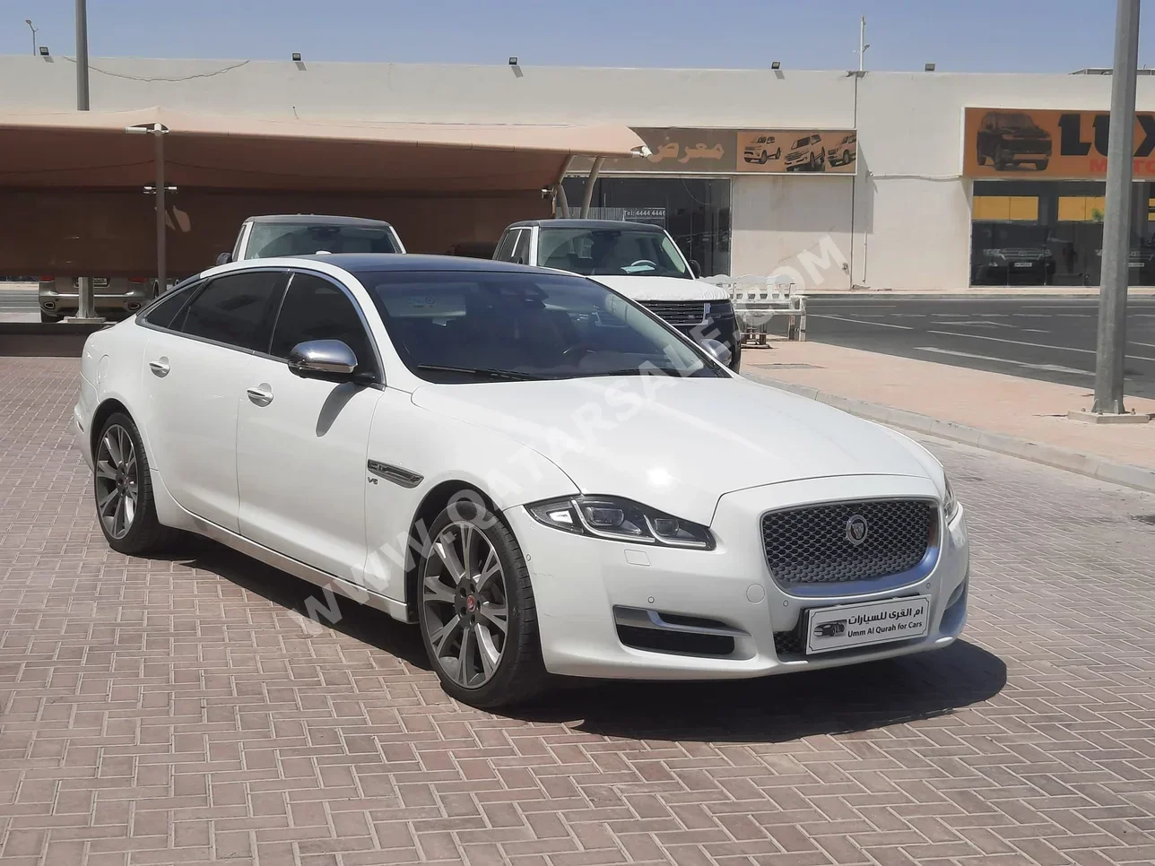 Jaguar  XJ  L  2019  Automatic  79,000 Km  6 Cylinder  Rear Wheel Drive (RWD)  Sedan  White