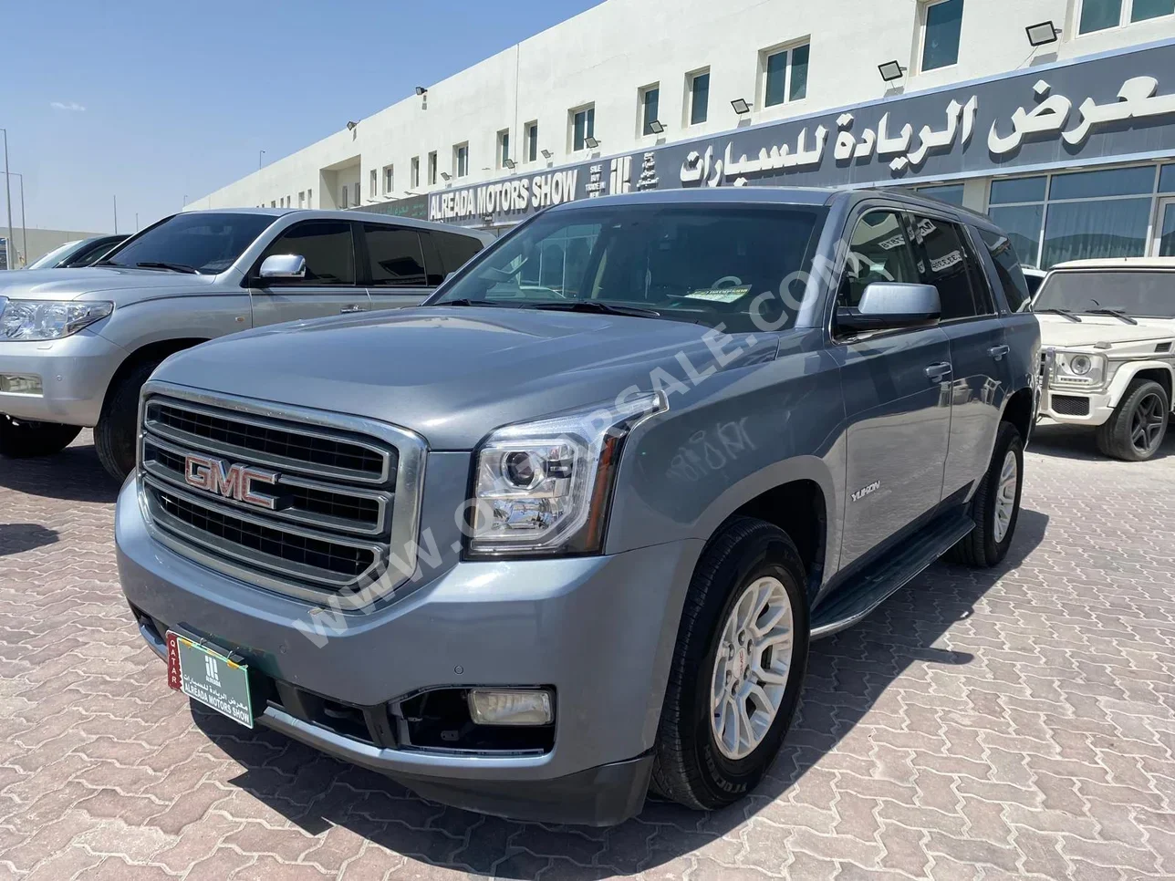 GMC  Yukon  2016  Automatic  258,000 Km  8 Cylinder  Four Wheel Drive (4WD)  SUV  Gray