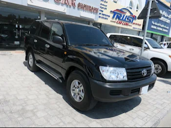 Toyota  Land Cruiser  G  2005  Manual  400,000 Km  6 Cylinder  Four Wheel Drive (4WD)  SUV  Black