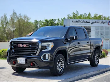 GMC  Sierra  AT4  2022  Automatic  75,000 Km  8 Cylinder  Four Wheel Drive (4WD)  Pick Up  Black  With Warranty